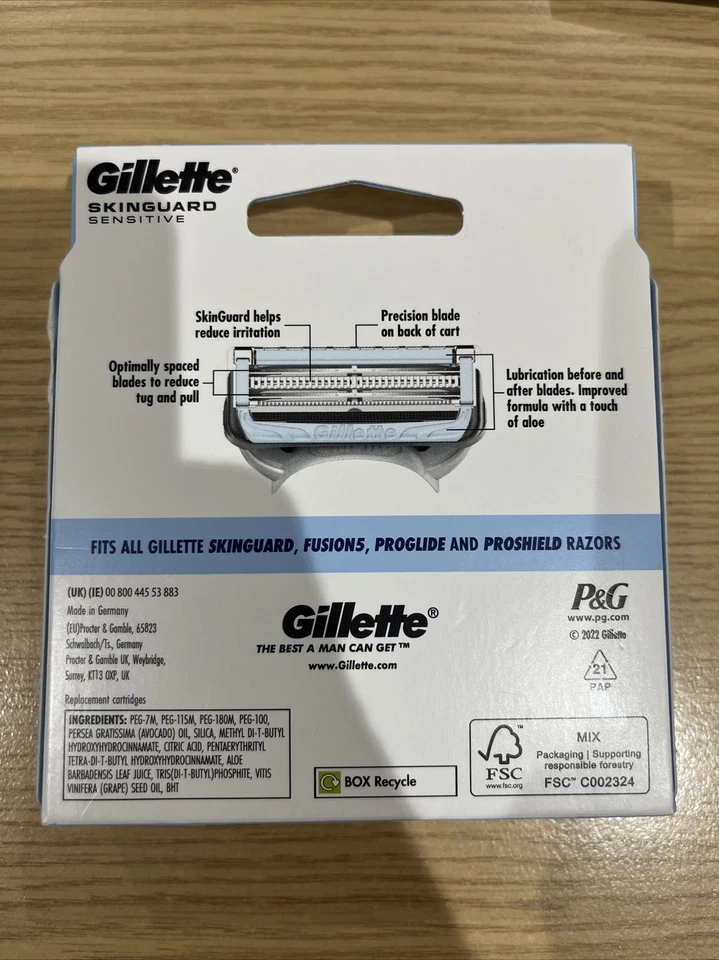 Gillette Skinguard Sensitive Razor Blades for Men - 8 Refills - Image 17